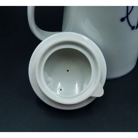 Dansk Flora Coffee Tea Pot Bayberry Blue White NR/Japan Porcelain - Picture 7 of 9